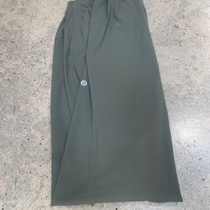 Green Lululemon pants